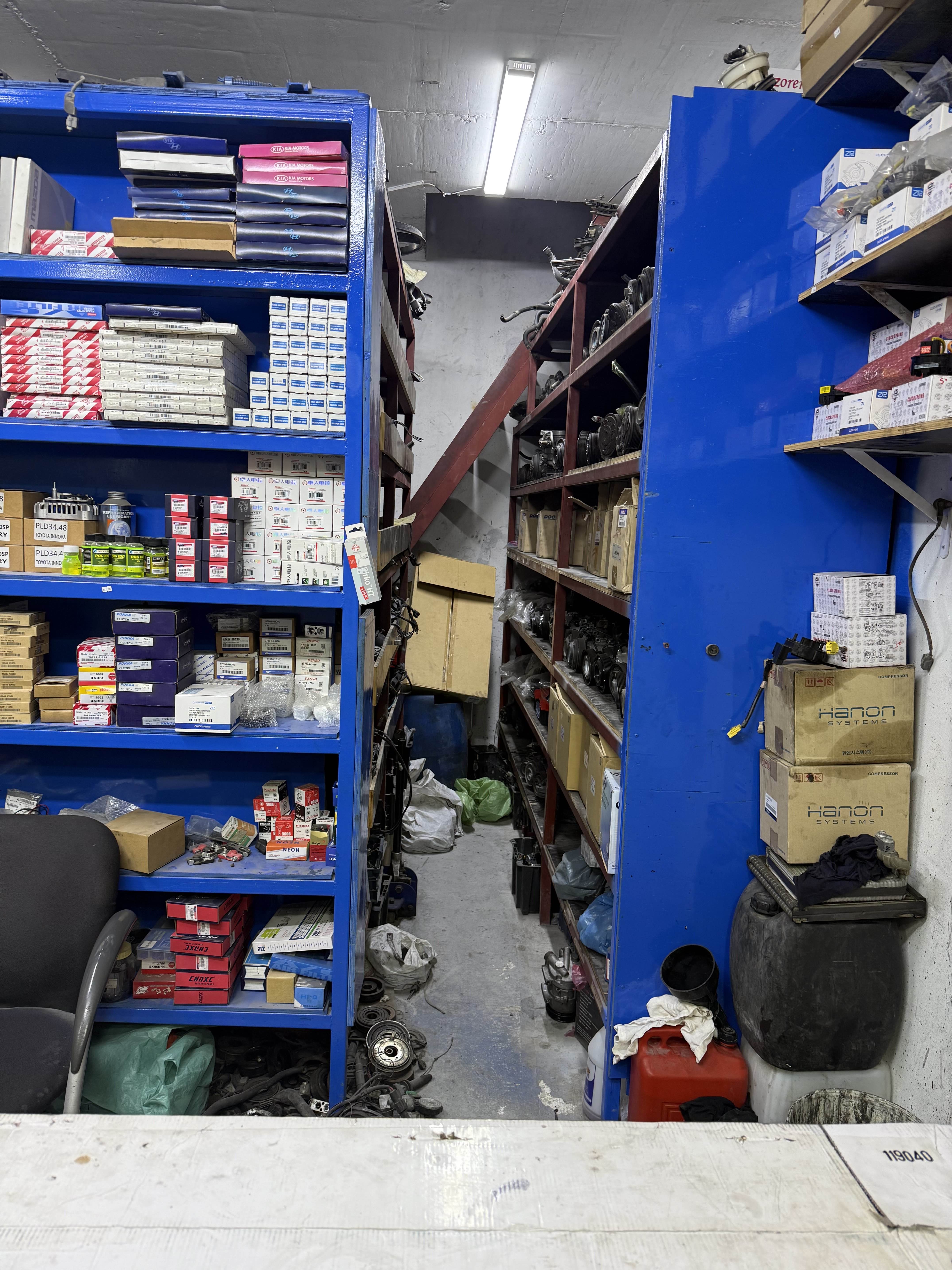 Garage photo